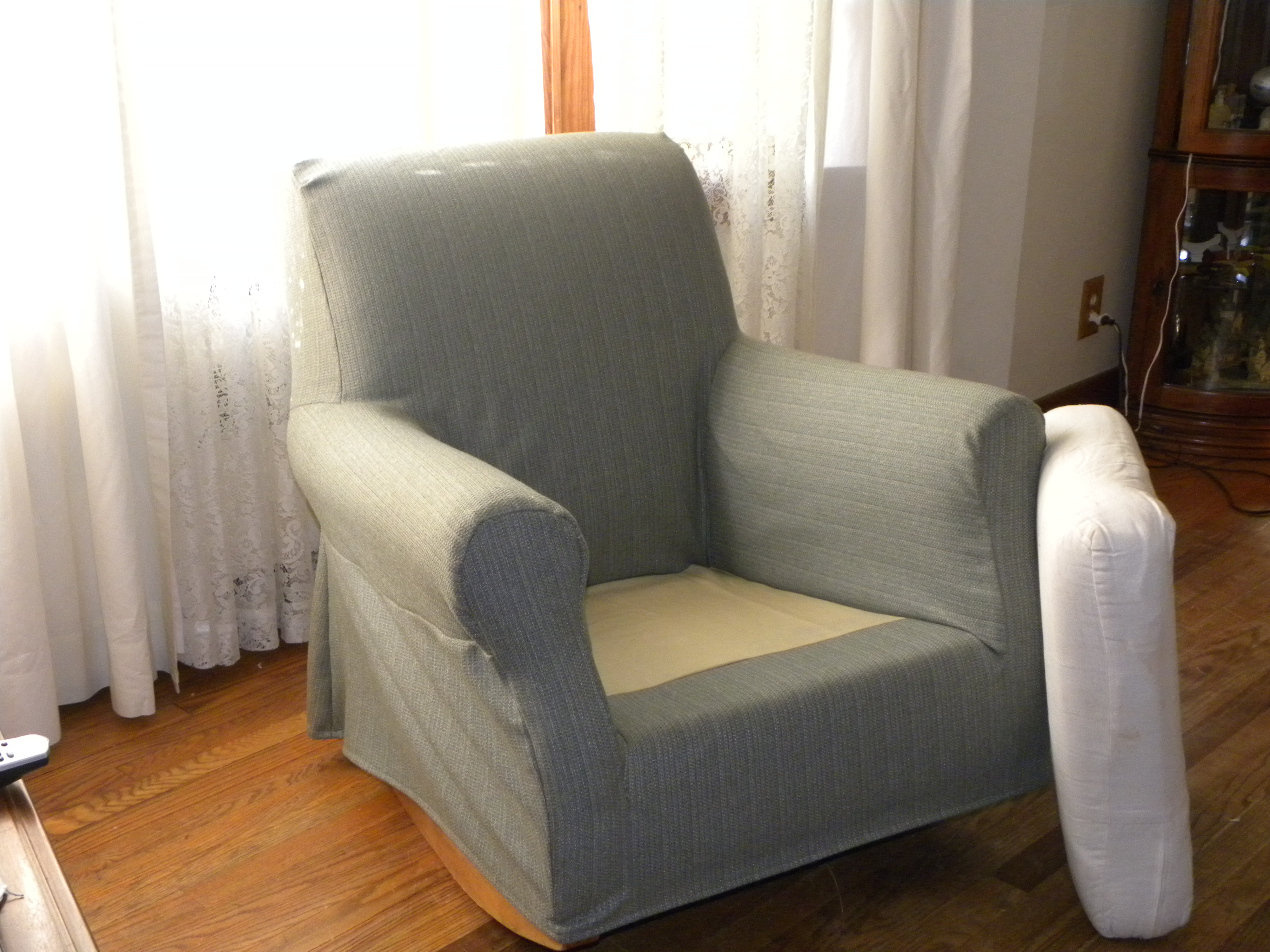 Кресло со съемным чехлом